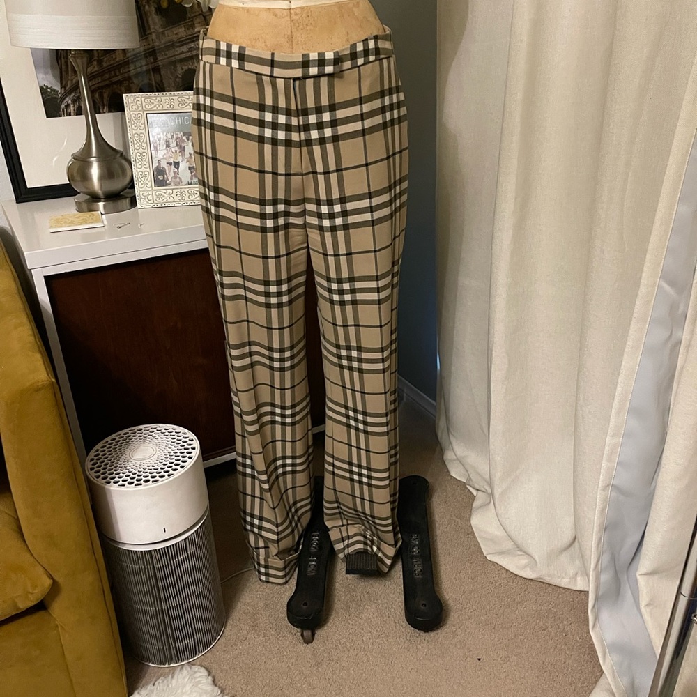 Stylish Plaid Trousers with cuffs